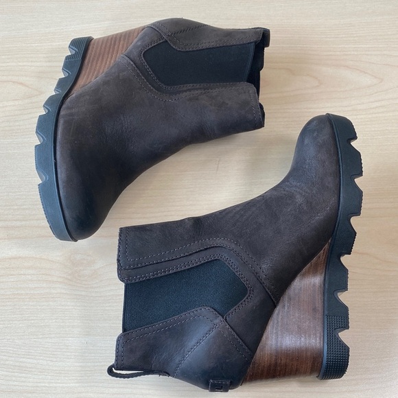Sorel Joan Uptown Chelsea Dark Brown Leather Wedge Boots - Picture 6 of 9